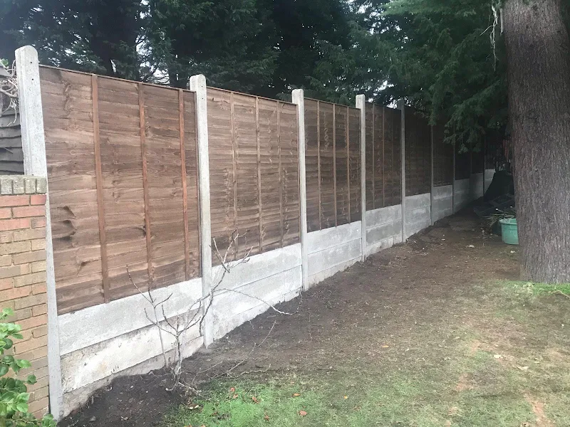 Completed garden patio and panel fencing by Cutlers Group in Kent
